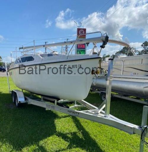 Hunter 23.5 tekniska specifikationer och recensioner